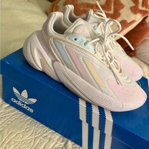 Adidas Ozelia shoes